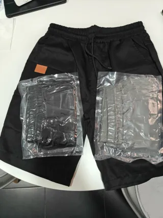 Pantalones cortos negros