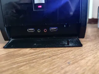 Ordenador de sobremesa Intel.