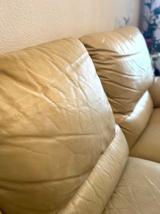 Juego de sofá de tres plazas y sillón. Italsofá