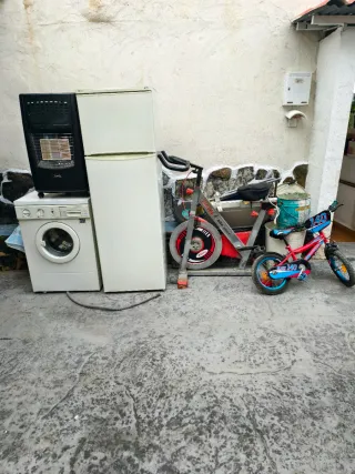 Lote: Lavadora, Nevera, Bici, Estufa, bici spinnin