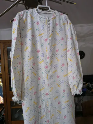 Disfraz de dormilón con estampado de animales