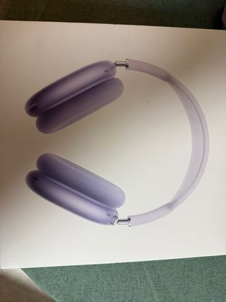 AirPods Max Blanco y Lila