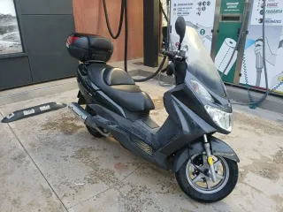 Suzuki Burgman 125cc