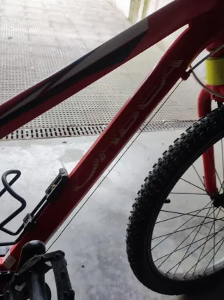 Bicicleta Orbea MX 24 DIRT Roja