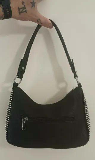 Borsa Prada nera con borchie