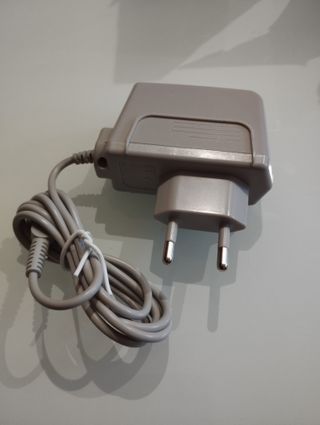 Caricabatterie per Nintendo 3DS/DSi/2DS/3DSXL/DSiXL/2DSXL