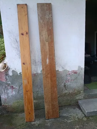 Dos tablones de madera para banco