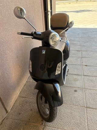 Vespa GT 125 L 2007 Scooter