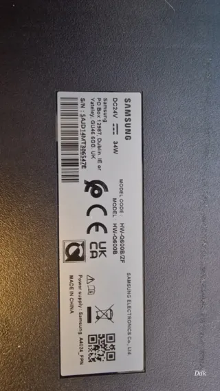 Barra de sonido Samsung HWQ600B con subwoofer Home