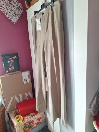 Pantalón nuevo pull and bear