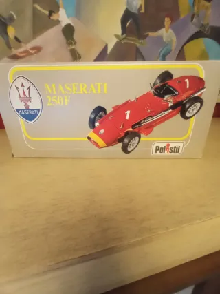 Maserati 250F Polistil 1:18 Rojo