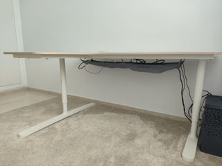 Mesa de escritorio esquinera Ikea Bekant