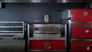 Brasa Josper: Horno, Parrilla y Robata.