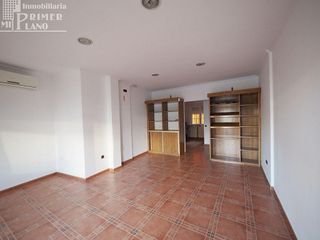 Local comercial en alquiler en Tomelloso