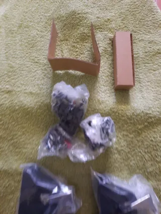 2 Coppie Supporti Parete Casse Neri