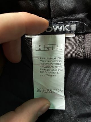 Traje gris talla L nuevo