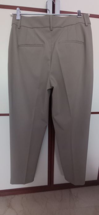 Pantalón H&M Kaki Tobillero