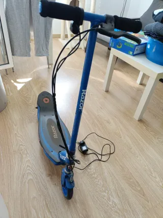 Patinete Eléctrico Niño.  Razor Power Core E90