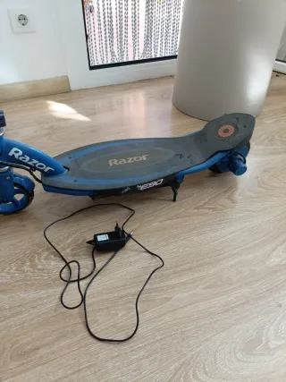 Patinete Eléctrico Niño.  Razor Power Core E90