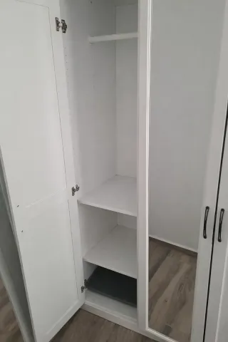 Armario SONGESAND de Ikea.