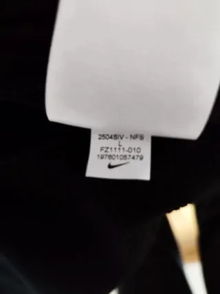 Conjunto Nike Mallas/Chaqueta(Talla L) + Gorro