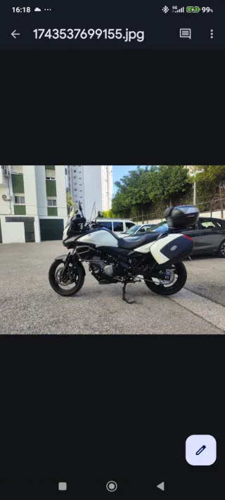 Vendo Suzuki v strom 650 año 2011 , con escape gpr