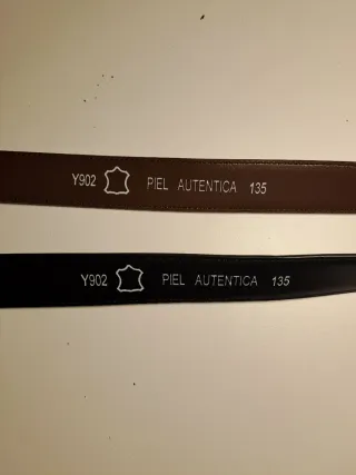 Pack de 2 cinturones de piel auténtica.