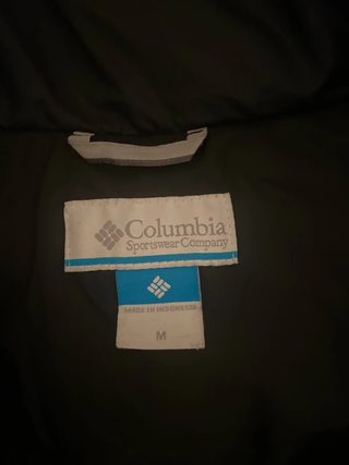 Abrigo Columbia Negro Plumas