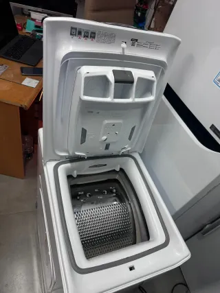 Lavadora carga soprior Haier 8kg con garantia tran