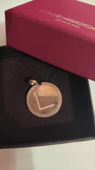 Ciondolo con iniziale