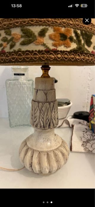 Lámpara antigua vintage beige