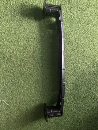 Traviesa trasera nueva rav4 2025