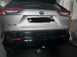 Traviesa trasera nueva rav4 2025