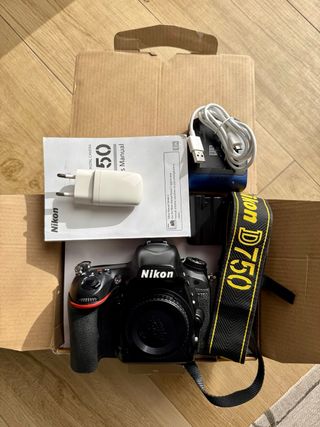 Nikon D750 – Corpo macchina – 26.892 scatti