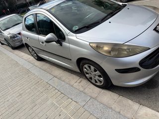 Peugeot 207 2006
