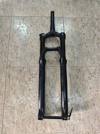 Horquilla Marzocchi Z2 140mm Negra