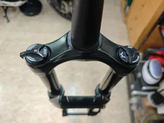 Horquilla Marzocchi Z2 140mm Negra