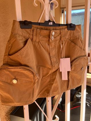 Falda Bershka cargo marrón Talla S