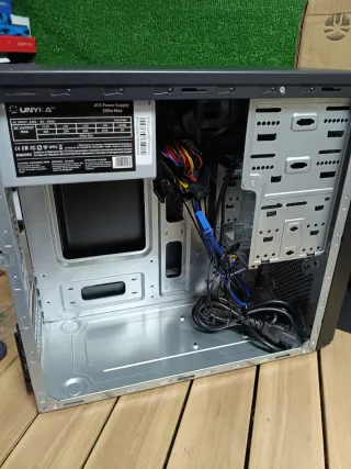 Torre PC UNYKAch Grey Rain Micro ATX