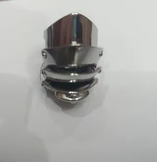 Anillo armadura plateado Vivienne Westwood