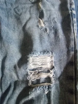 Due paia di jeans da uomo