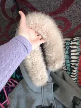 Abrigo niña paño con capucha, acolchada Zara