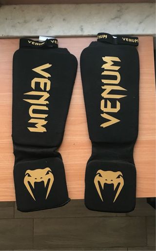 attrezzatura kickboxe