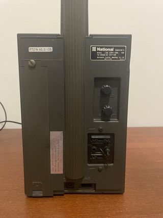 TV Vintage Portátil National Panasonic TR-505EU