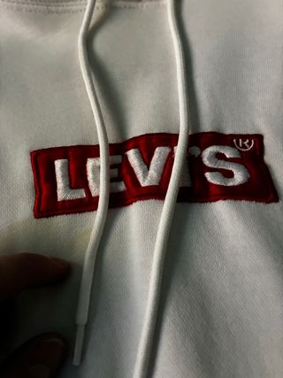 Sudadera levis blanca con levis bordado nueva