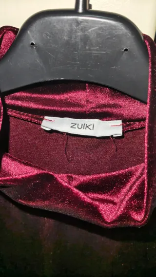 Maglietta corta collo alto velluto