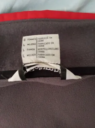 Chaqueta roja de Columbia