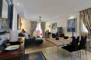 Piso en alquiler en Los Naranjos - Las Brisas en Marbella