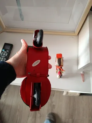 Moto Vespa figura de metal decorativo