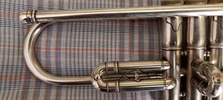 Trompeta BUESCHER Truetone LP 9